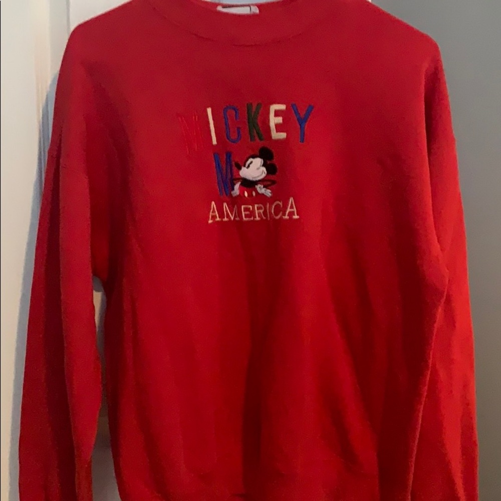 Crew neck